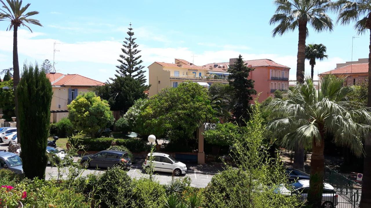 Apartamento La Perle Du Louvre Menton Exterior foto